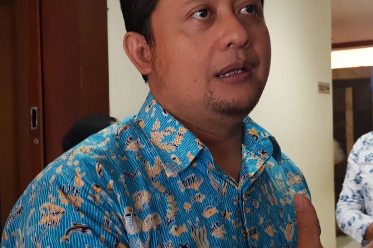 Pengamat Politik UNJ Ubedilah Badrun menilai sumber penyakit yang diderita PAN ada di elite politiknya.