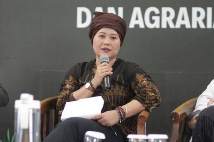 Anggota Komisi VIII DPR RI Luluk Nur Hamidah dalam diskusi Forum Legislasi bertajuk ?RUU Kesejahteraan Ibu dan Anak dan Tantangan Generasi Unggul? di Kompleks Parlemen, Jakarta, Selasa (7/6/2023).
