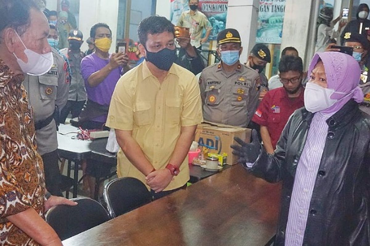Menteri Sosial RI Tri Risma Harini memberikan arahan ke Walikota Pekalongan Saelany Mahfudz dan Wakil Walikota Afzan Arslan Djunaed.