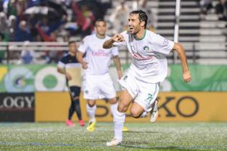 Striker New York Cosmos, Raul Gonzalez.