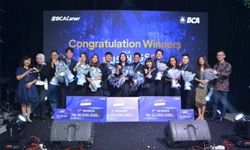 Kolaborasi Mahasiswa UI, ITB, dan Unpar Juara 'BCA Business Case Competition 2023'