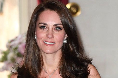 Kate Middleton Unggah Foto Keluarga di Hari Ibu
