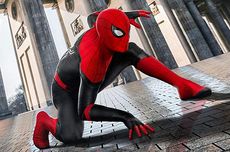 Tom Holland Gambarkan Spider-Man: Far From Home bak Anak yang Mengerjakan PR