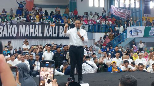 Anies Janji Bangun Transportasi Murah di Medan