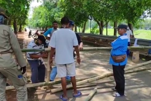 Cegah Penyebaran Covid-19, Warga Malaka Jaya Tutup Jalan yang Kerap Jadi Tempat Nongkrong