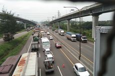 Jalan Tol Jakarta-Cikampek Macet di Sejumlah Titik, Ini Penyebabnya