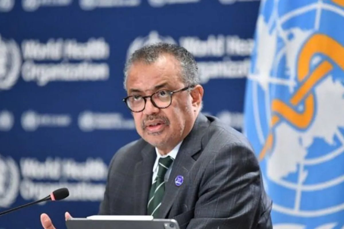 Direktur Jenderal Organisasi Kesehatan Dunia (WHO) Tedros Adhanom Ghebreyesus. (ANTARA/Xinhua/aa.) WHO berhasil kirim bantuan medis pertama ke Gaza sejak Maret, namun Menteri Israel Itamar Ben-Gvir serukan penghentian total bantuan di tengah krisis kemanusiaan yang makin parah.
