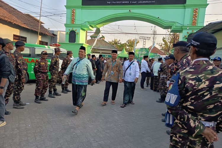 Sempat Tertunda 2 Jam Akibat Aksi Massa, Sidang Pleno IV Muktamar Ke-35 NU Kembali Digelar