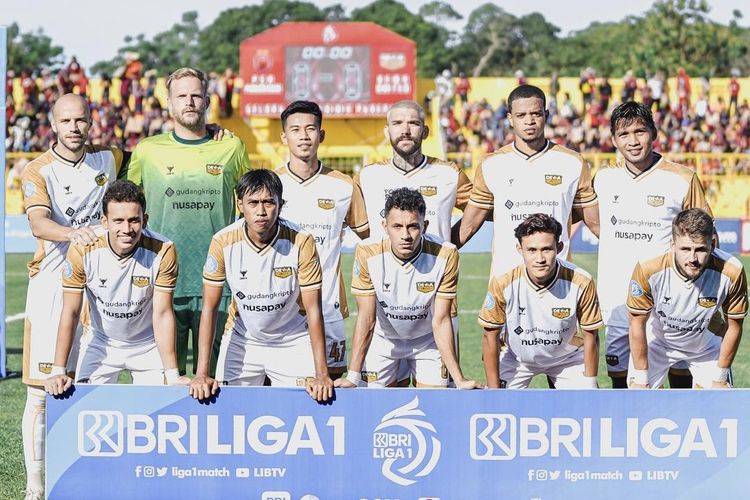 Starting eleven Dewa United saat berhadapan dengan PSM Makassar Sabtu (8/7/2023) dalam pertandingan pekan kedua Liga 1 2023-2024 di Stadion BJ Habibie Parepare.