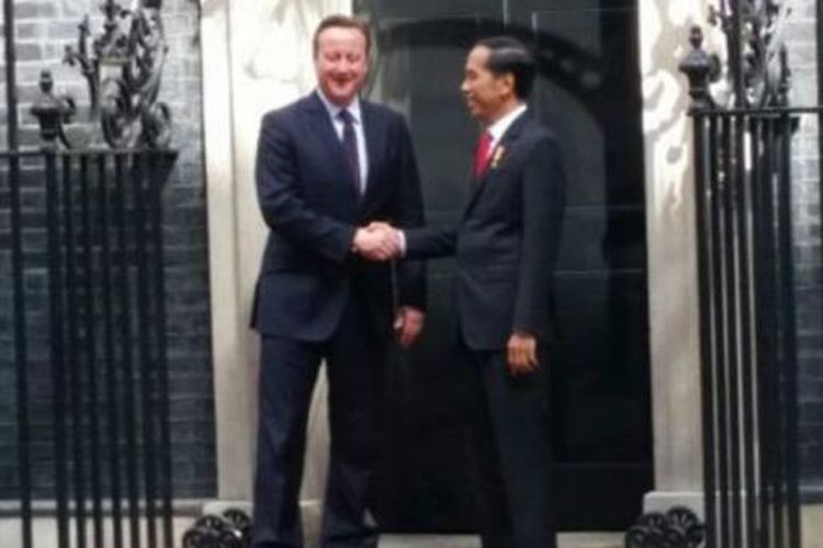 Presiden Joko Widodo diterima oleh David Camerons di Downing Street, London, pada April 2016. Kini David Camerons ditunjuk sebagai Menteri Luar Negeri Inggris oleh pemerintahan PM Rishi Sunak.