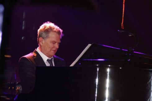 Bangkitkan Minat Baca lewat Konser David Foster 