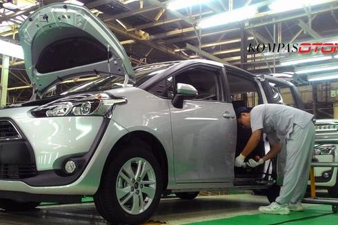 Toyota Sienta Lahir Setiap 169 Detik 