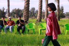 Pakaian Bekas Jadi Tren Fesyen Ramah Lingkungan di Irak
