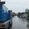Warga Muara Angke Pilih Bertahan saat Banjir Rob Menerjang 