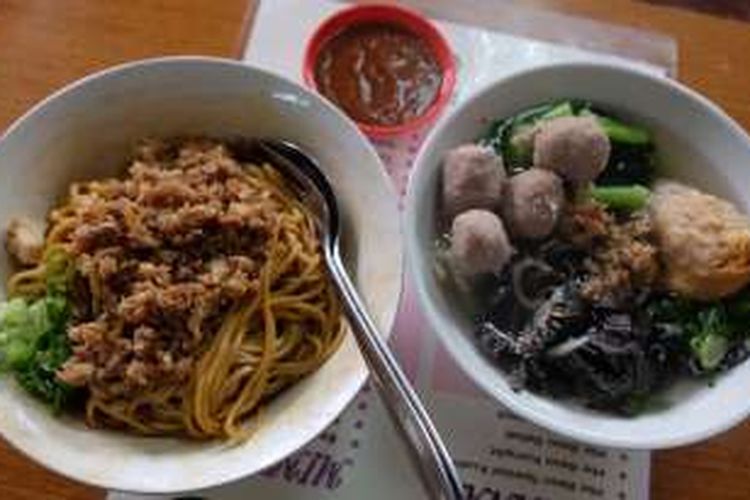 Mie yamin manis spesial dari restoran Mie Baso Laksana, Tasikmalaya