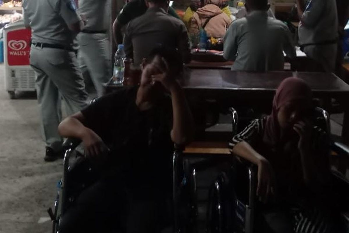 Amin dan istrinya saat ditemui di RS Abdul Radjak Purwakarta, Jawa Barat, Jumat (15/12/2023)