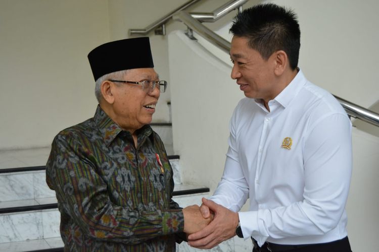 Ketua DPD Real Estat Indonesia (REI) Nusa Tenggara Timur Bobby Pitoby bertemu dengan Wakil Presiden KH Maruf Amin, di Istana Wapres, Senin (13/1/2020).