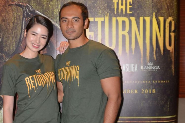Laura Basuki dan Ario Bayu saat ditemui usai screening film The Returning di XXI Plaza Senayan, Jakarta Pusat, Senin (29/10/2018).
