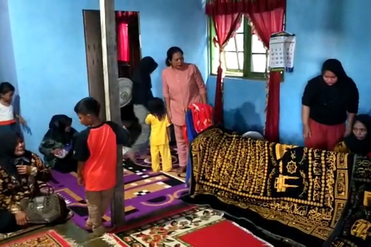 (SULSEL) Baru Bebas Dari Penjara,  Seorang Pria di Pinrang Ditemukan Tewas Minum Racun Rumput