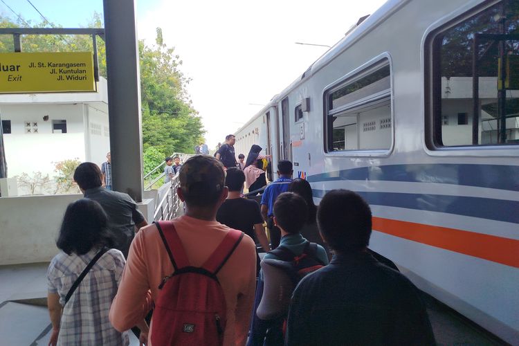 Jelang Banyuwangi Ethno Carnival 2026, Mobilitas Penumpang Kereta Meningkat