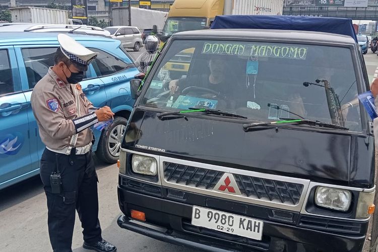 Beda Sanksi Tidak Bawa dan Tidak Punya SIM, Denda Maksimal Rp 1 Juta