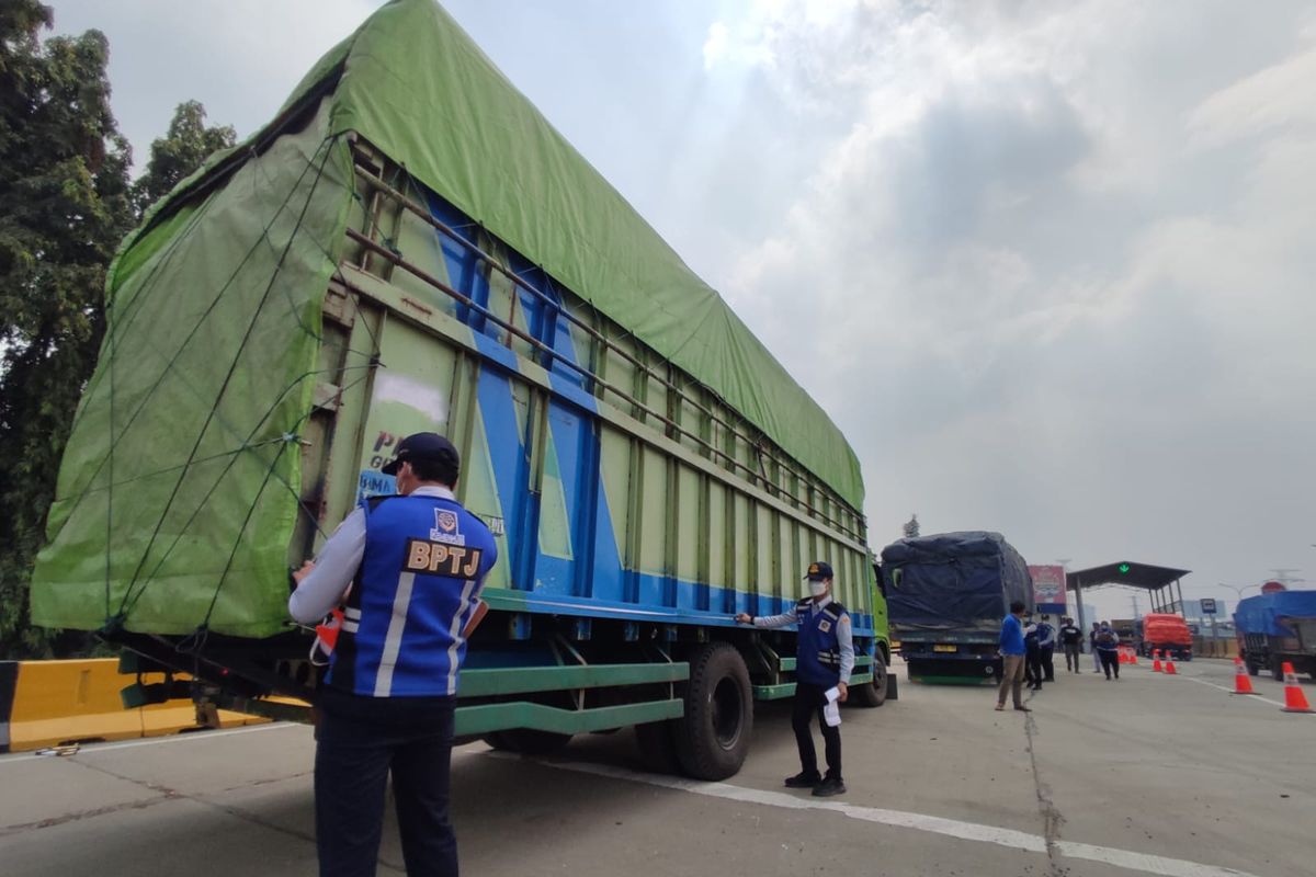 Razia truk ODOL yang sumbang polusi udara