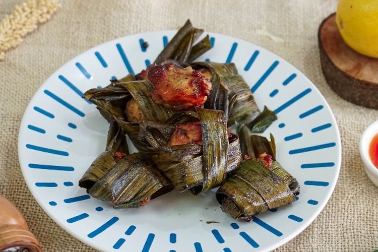 Ayam goreng daun pandan ala Foodplace.