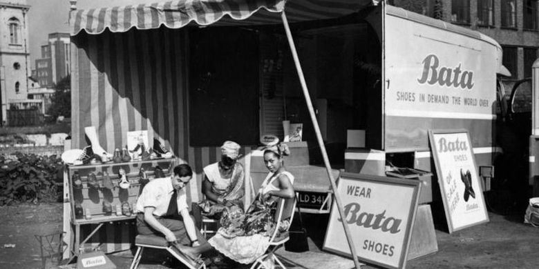 Bata merupakan perusahaan asal Cekoslowakia yang berdiri pada 1894 dan mulai memproduksi sepatu di Indonesia pada 1940.