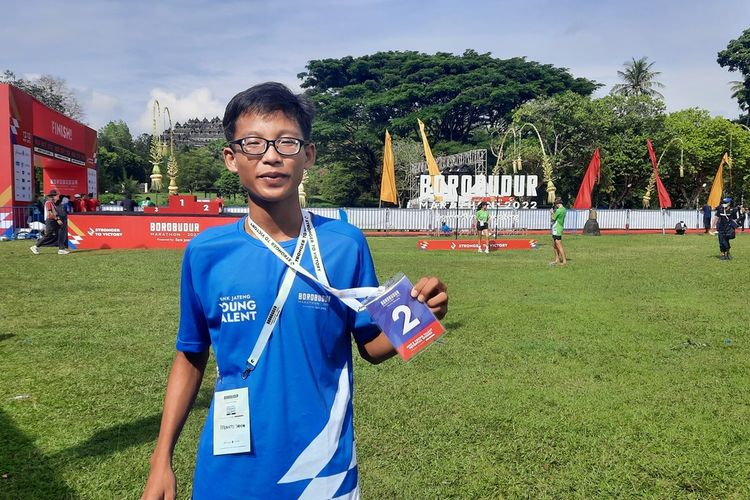 Efriyanto Saputra (18) juara 2 Borobudur Marathom 2022 kategori Bank Jateng Young Talent di Taman Lumbini Candi Borobudur Magelang, Sabtu (12/11/2022).