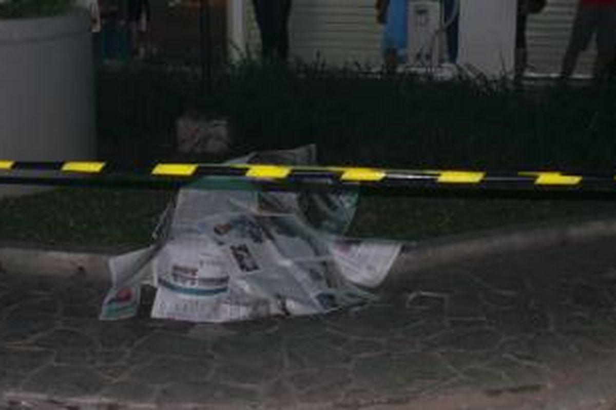 Seorang pria bunuh diri di apartemen Kalibata City, Senin (30/9^2013) malam
