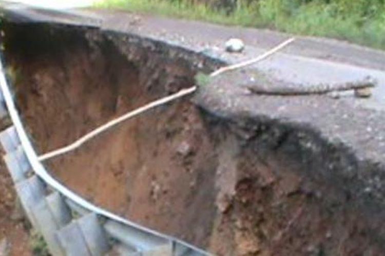 10 Kecamatan di Jakarta Berpotensi Alami Tanah Longsor Mei 2025