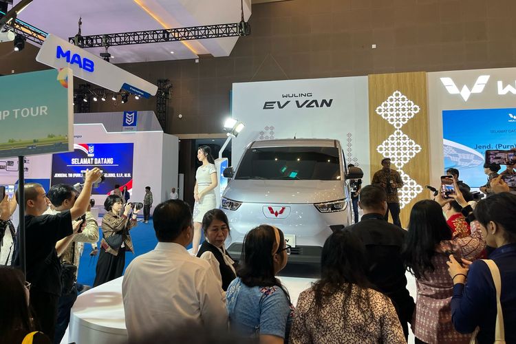 Wuling Yangguang EV di PEVS 2025