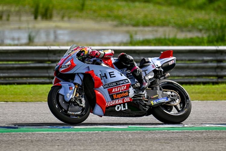 Enea Bastianini saat berlaga pada MotoGP Thailand 2022