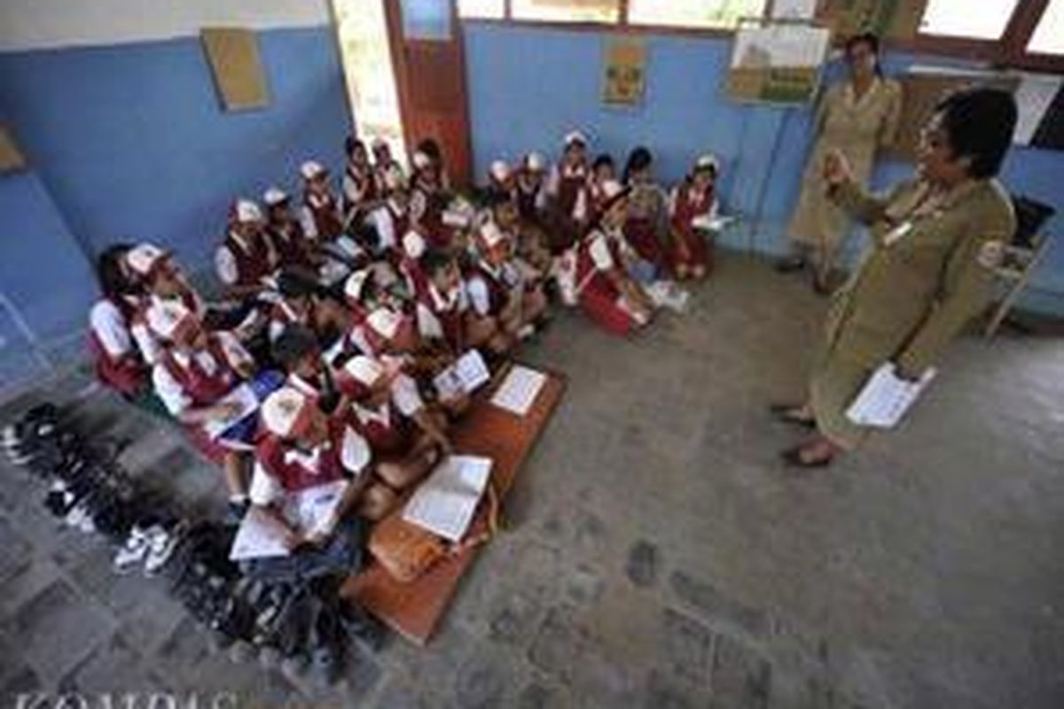 Ilustrasi: SBY mengatakan (26/5), siapapun pemimpin Indonesia lima tahun ke depan, lima agenda utama pembangunan RI harus tetap dijalankan, dan salah satu pilar utama menjalankan agenda tersebut ialah pendidikan. 