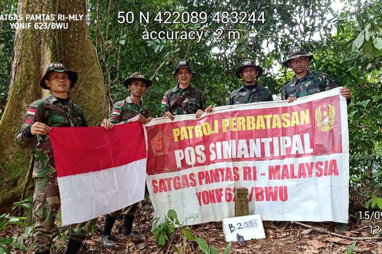 Operasi patroli patok perbatasan RI Malaysia oleh Satgas Pamtas RI Malaysia yonif 623/BWU (623)