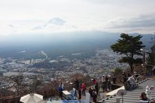 Melihat Gunung Fuji melalui Kereta Gantung