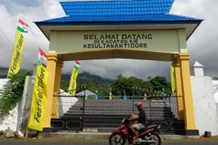 Kesultanan Tidore di Provinsi Maluku Utara.