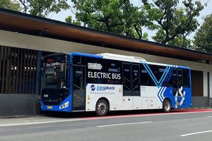 Banjir Rendam Sejumlah Wilayah, Layanan Transjakarta dan JakLingko Terganggu