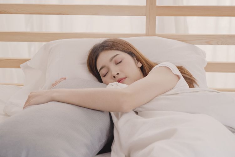 Tidur Pakai Bra, Amankah untuk Kesehatan Payudara?