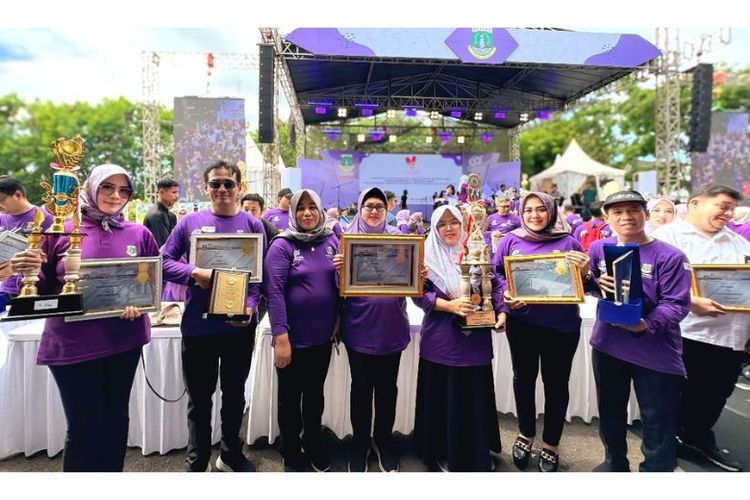 Dinkes Kota Cilegon memborong 22 penghargaan dalam peringatan Hari Kesehatan Nasional (HKN) Ke-60. 