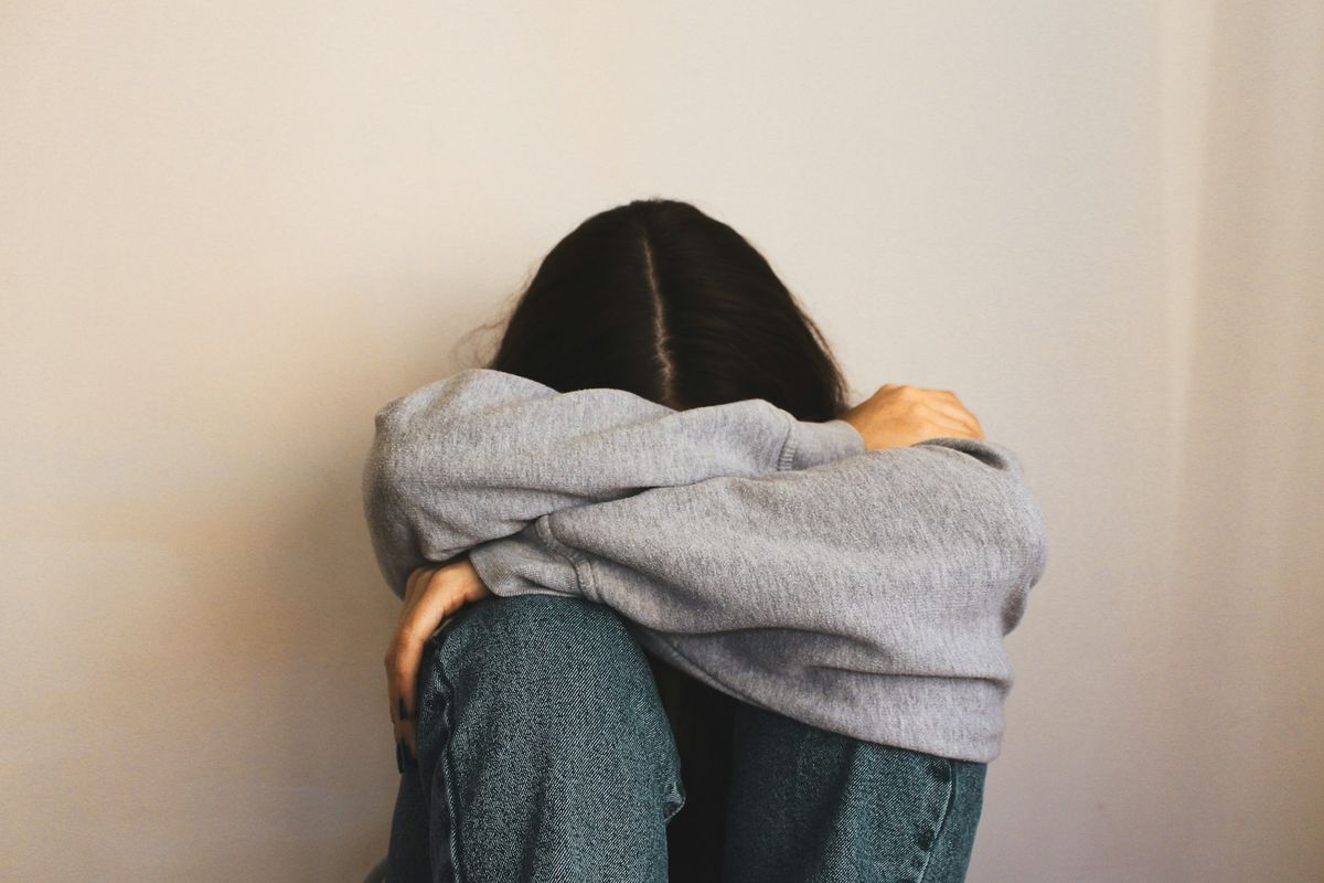 Apa itu child grooming. Mengapa korban child grooming sering kali tidak sadar jika mereka sedang dimanipulasi?