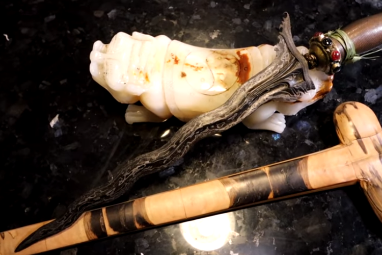 [Tangkapan Layar] Senjata Tradisional Keris Bali