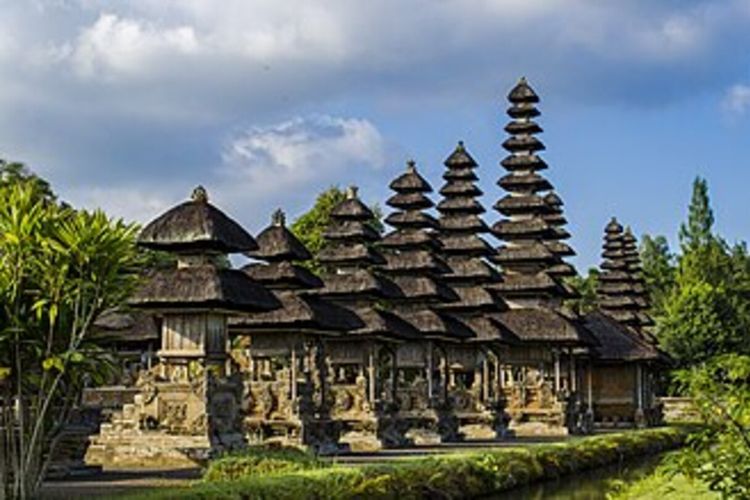 5 Fakta Unik Galungan dan Kuningan yang Sering Disalahpahami
