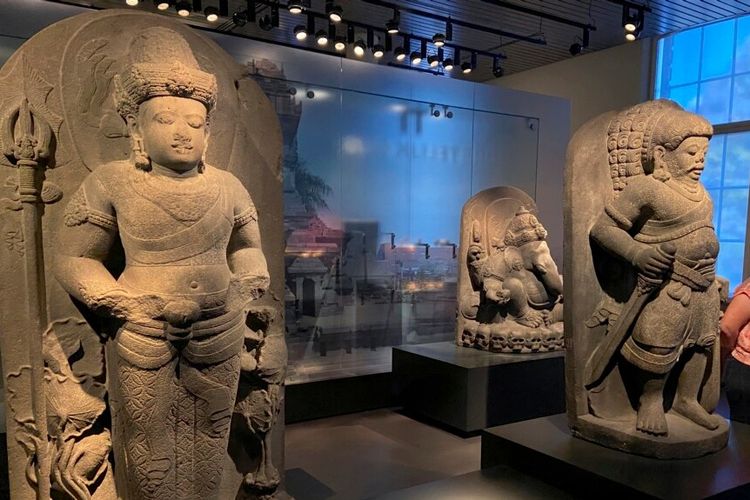 Berbagai artefak budaya diserahkan kembali oleh Belanda kepada pemerintah Indonesia dalam sebuah upacara di Museum Volkenkunde di kota Leiden, Belanda, Senin 10 Juli 2023. 
