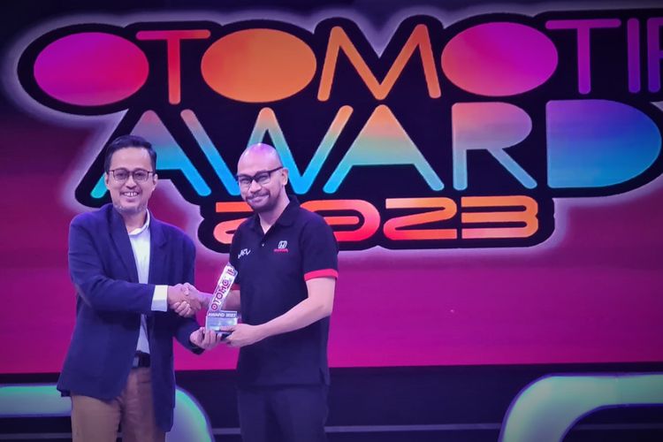PT Honda Prospect Motor (HPM) mendapat enam penghargaan pada ajang Otomotif Award 2023