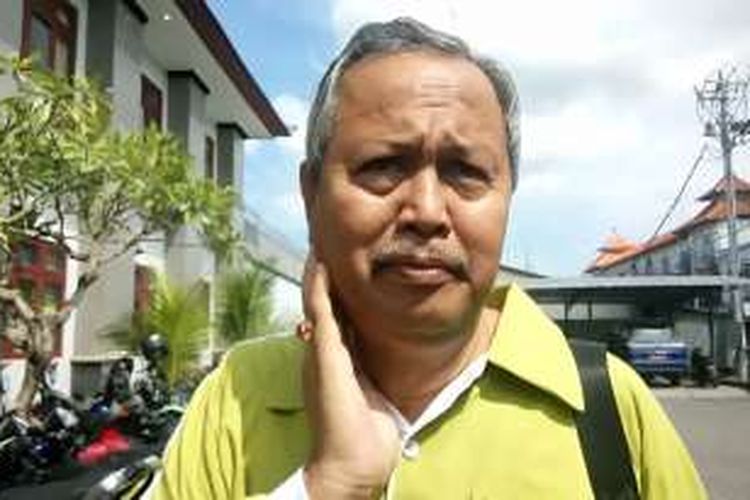 Kadiv PAS,  Nyoman Putra Surya Admaja saat kunjungan di Lapas Kerobokan, Jumat (22/4/2016)