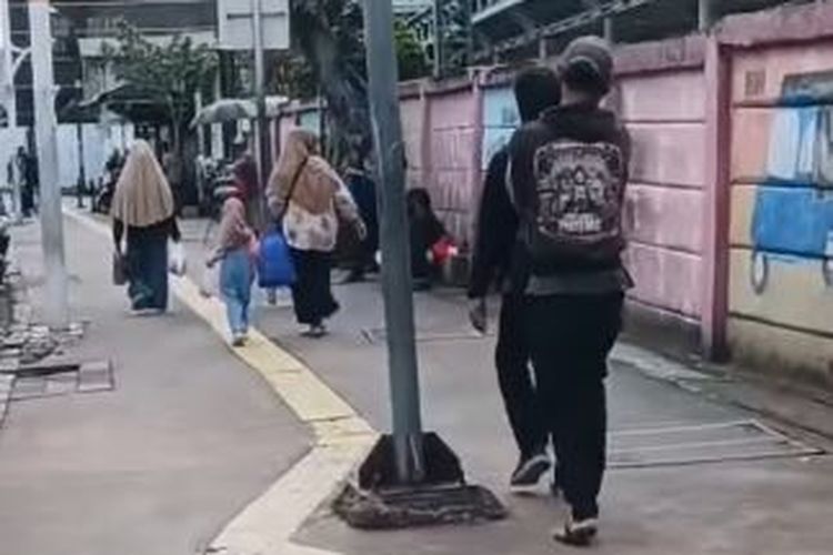 4 Tahun Copet Resahkan Warga di Trotoar-JPO Stasiun Jatinegara Akhirnya Ditangkap