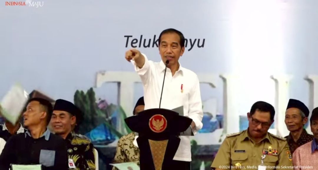 Sebut Program Sertifikat Tanah untuk Rakyat Selesai 2025, Jokowi: Yang Selesaikan Biar Presiden Baru