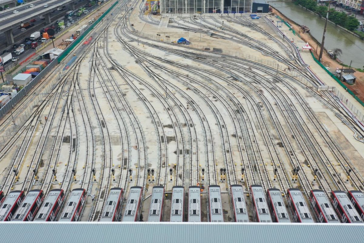 Penampakan Depo LRT Jabodebek di Bekasi.