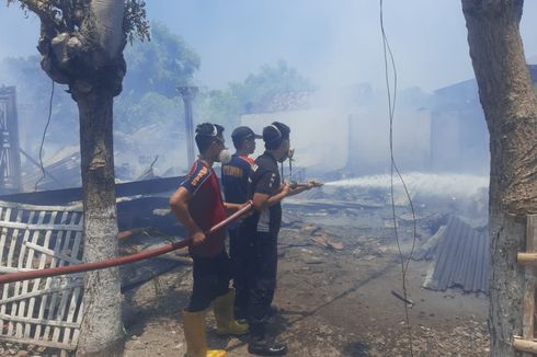 5 Bangunan di Situbondo Ludes Terbakar, 2 Korban Terluka